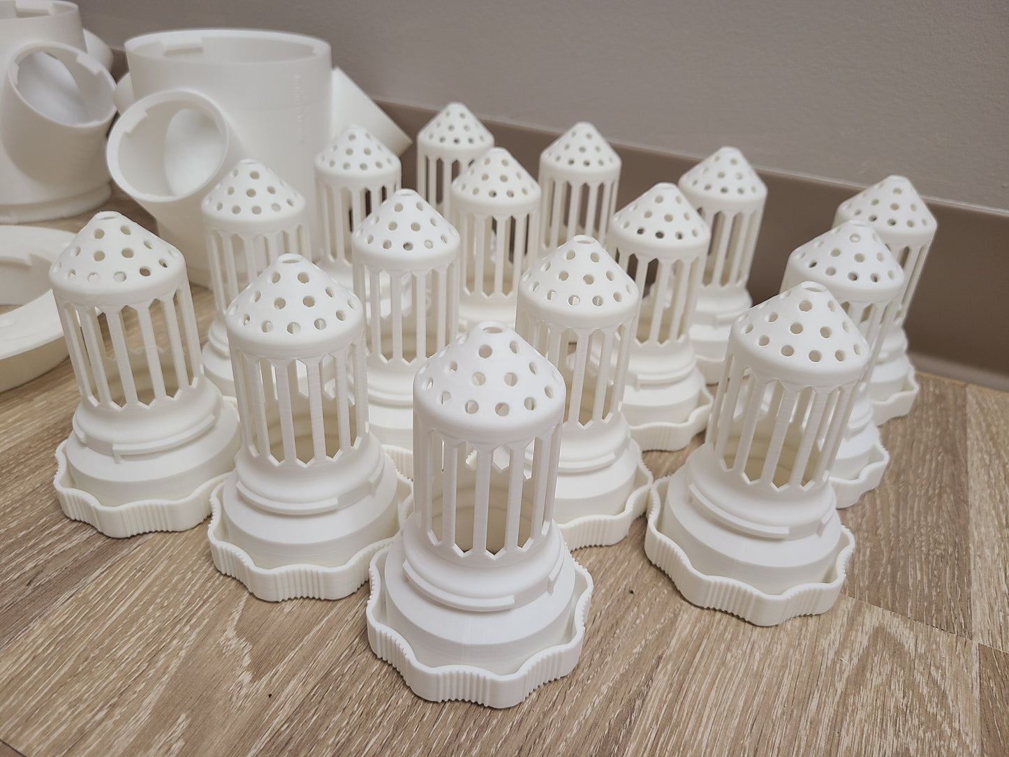 Vertical Hydroponic Grow Tower - Small - 15 pods