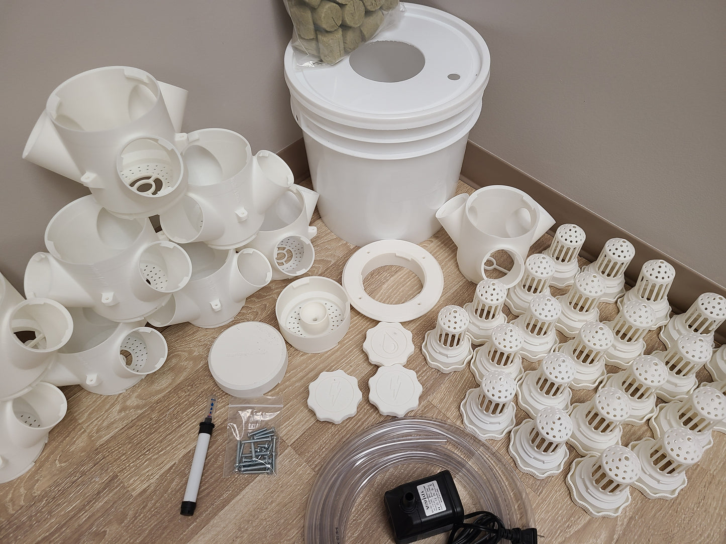 Vertical Hydroponic Grow Tower - Large - 30 pods