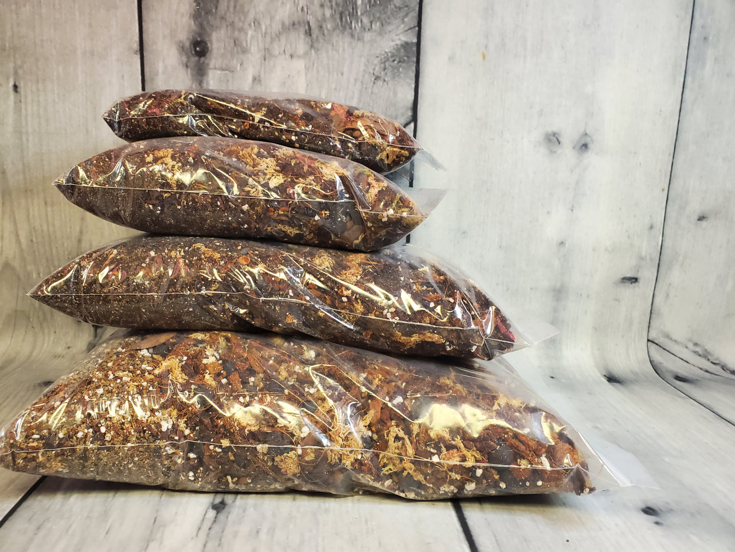 NewRoots Premium Aroid Soil - Custom formulated 12 ingredient Soil Mix - NewRoots Plants